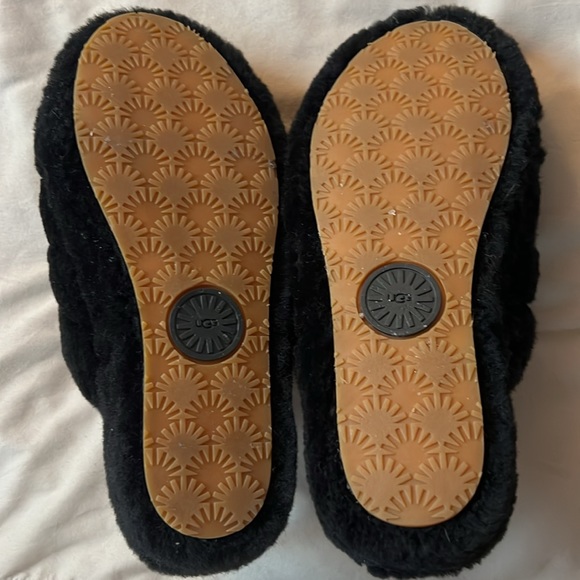 Ugg Black sling back cozy slippers - Picture 3 of 3